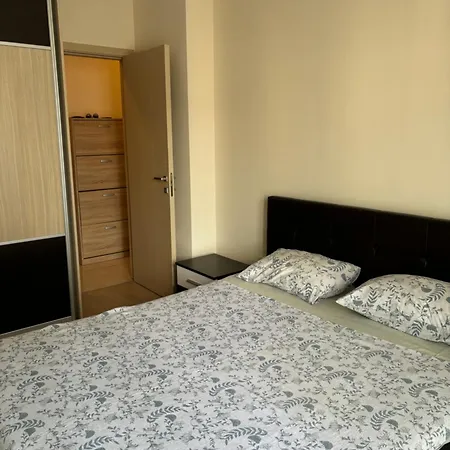 Ana Apartman *